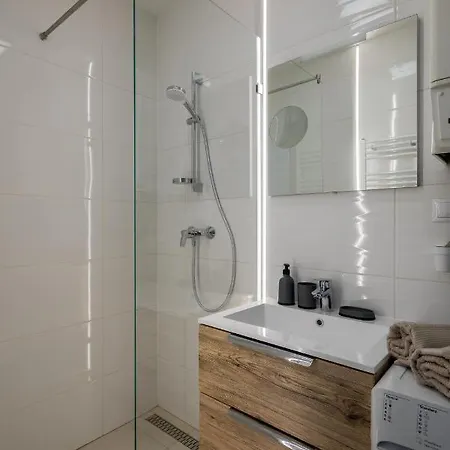 Stafetahaz Apartment *