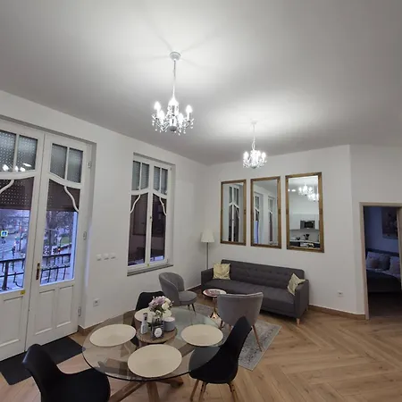 Apartment Stafetahaz *